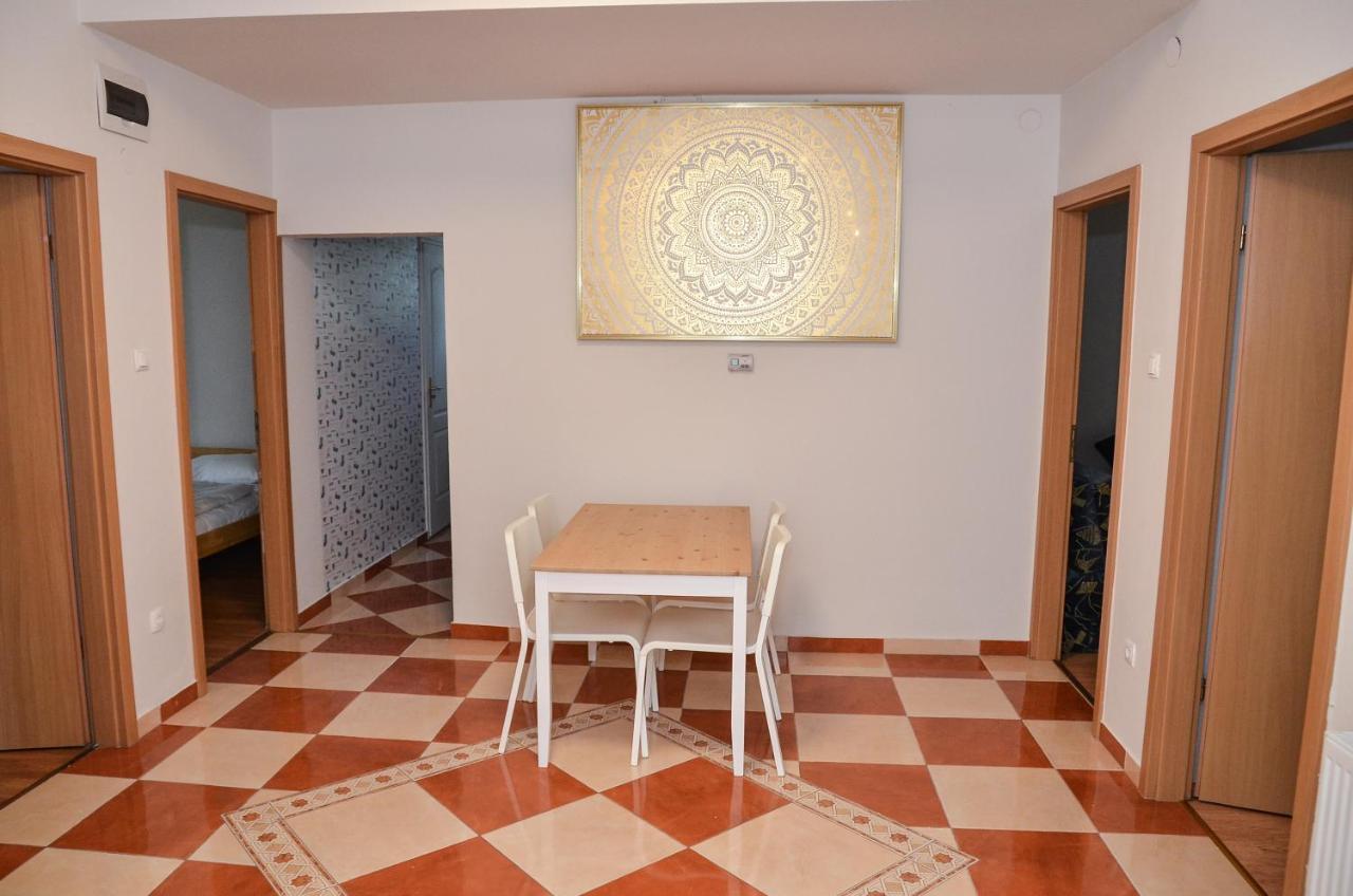 Gabor Aron Apartman Aparthotel Hajduszoboszlo Luaran gambar