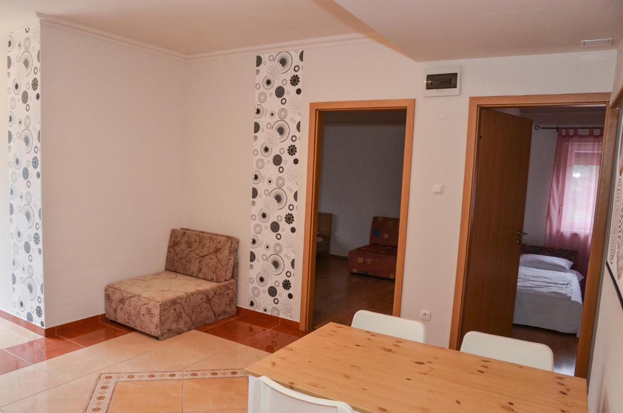 Gabor Aron Apartman Aparthotel Hajduszoboszlo Luaran gambar
