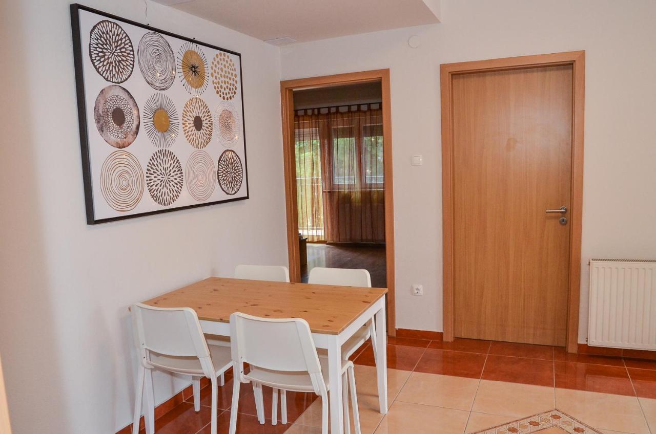 Gabor Aron Apartman Aparthotel Hajduszoboszlo Luaran gambar