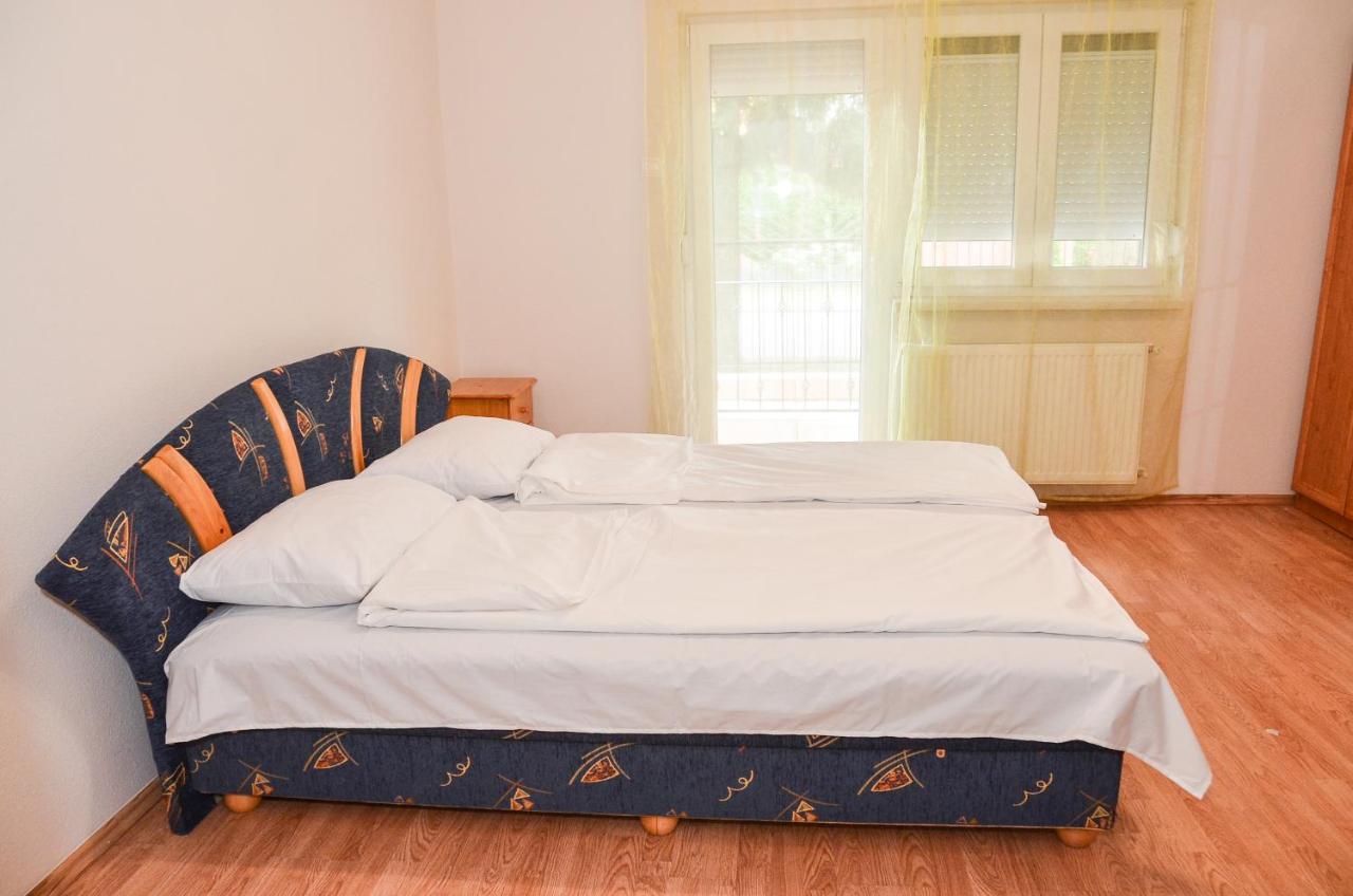 Gabor Aron Apartman Aparthotel Hajduszoboszlo Luaran gambar