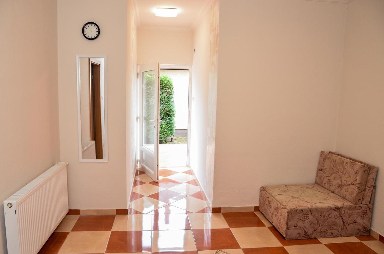 Gabor Aron Apartman Aparthotel Hajduszoboszlo Luaran gambar