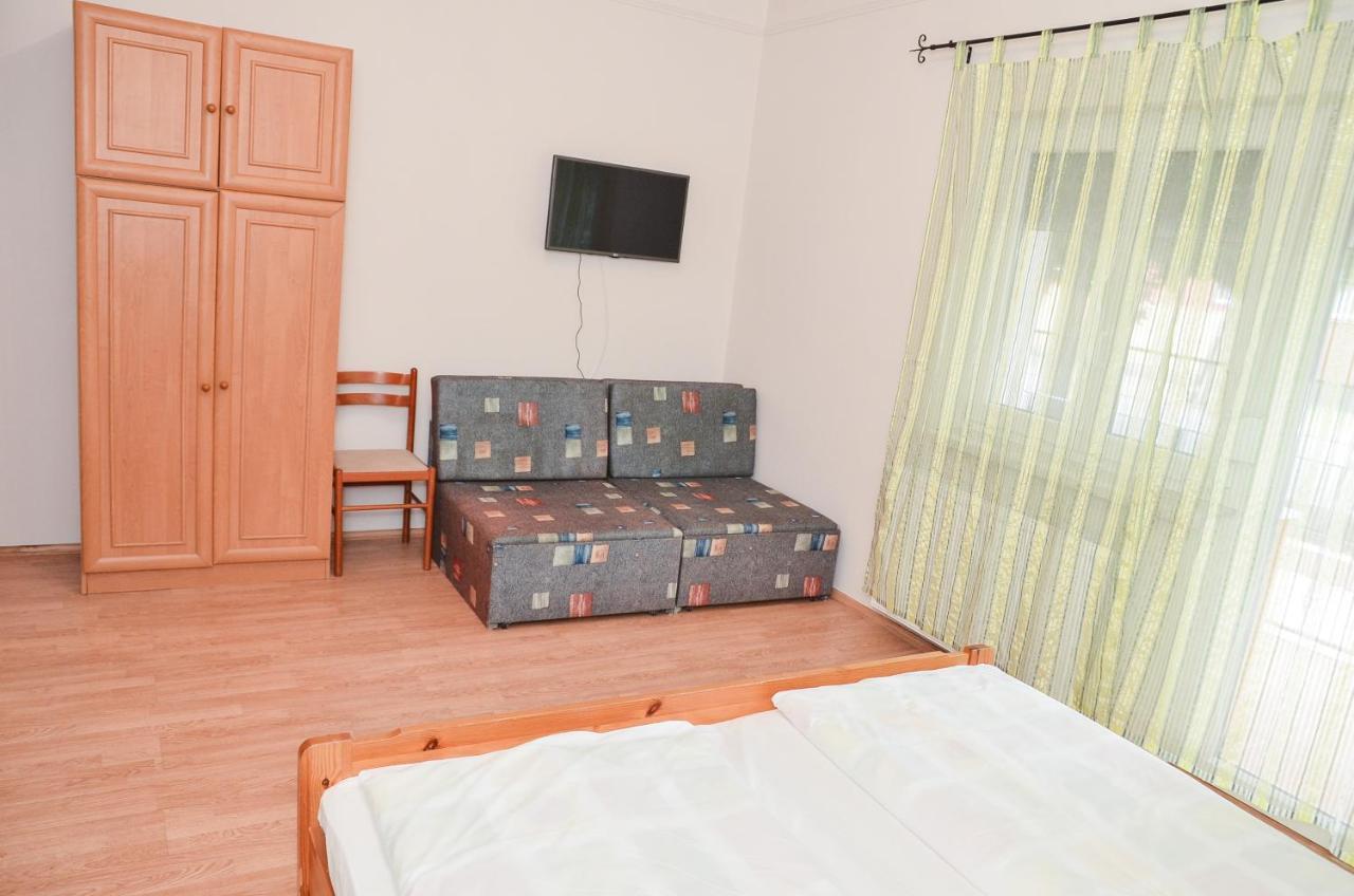 Gabor Aron Apartman Aparthotel Hajduszoboszlo Luaran gambar