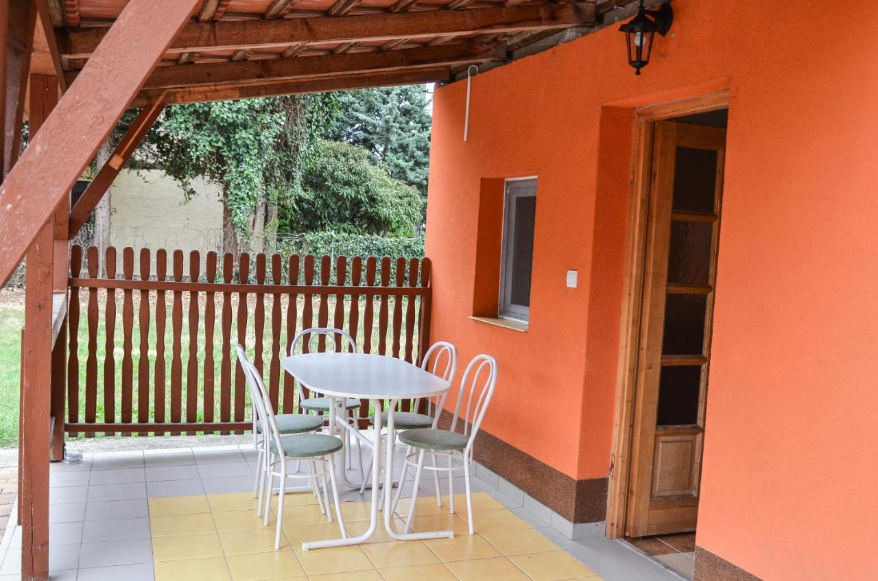 Gabor Aron Apartman Aparthotel Hajduszoboszlo Luaran gambar
