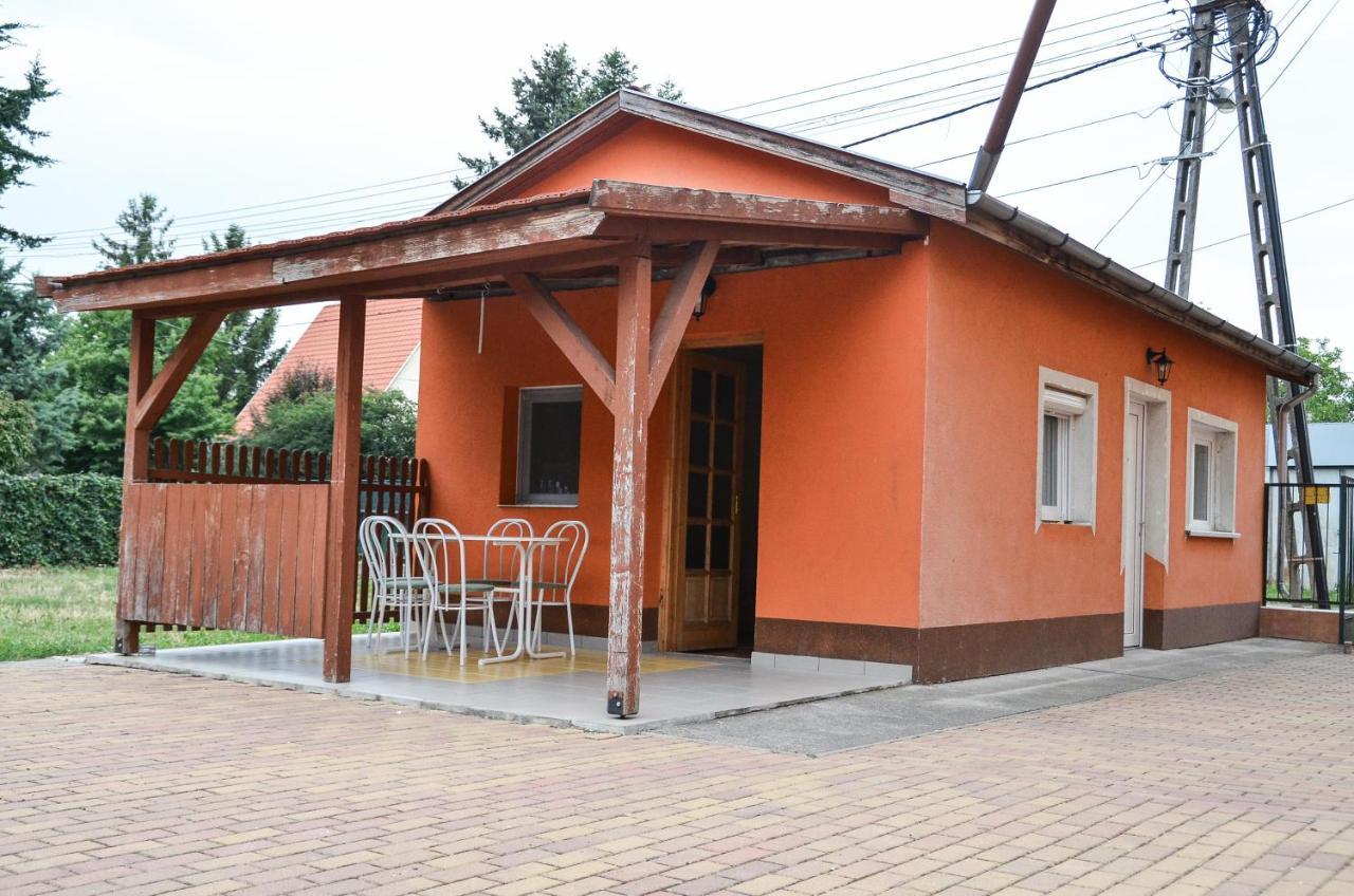Gabor Aron Apartman Aparthotel Hajduszoboszlo Luaran gambar
